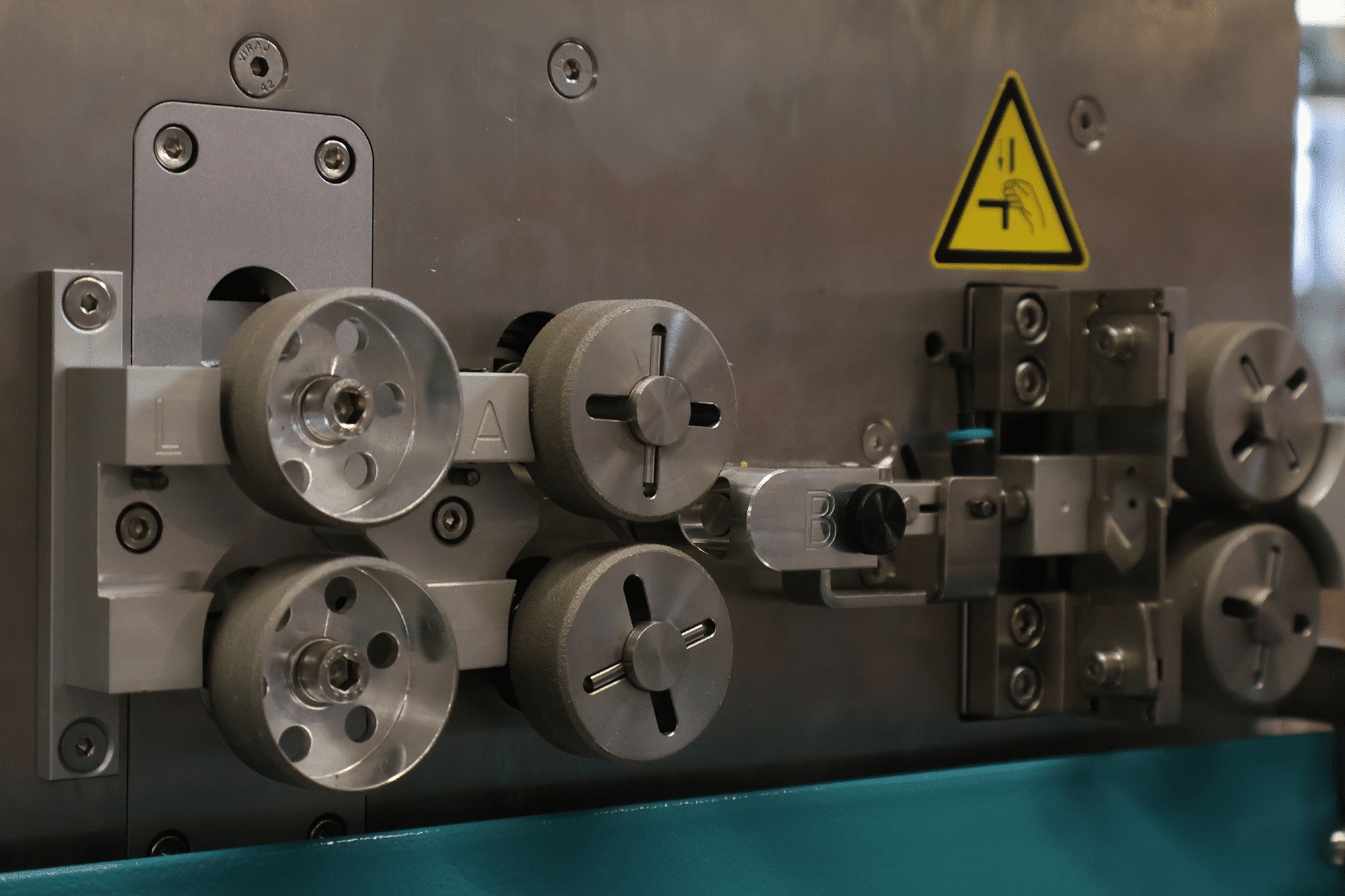 Knife of the Metzner AM 1000